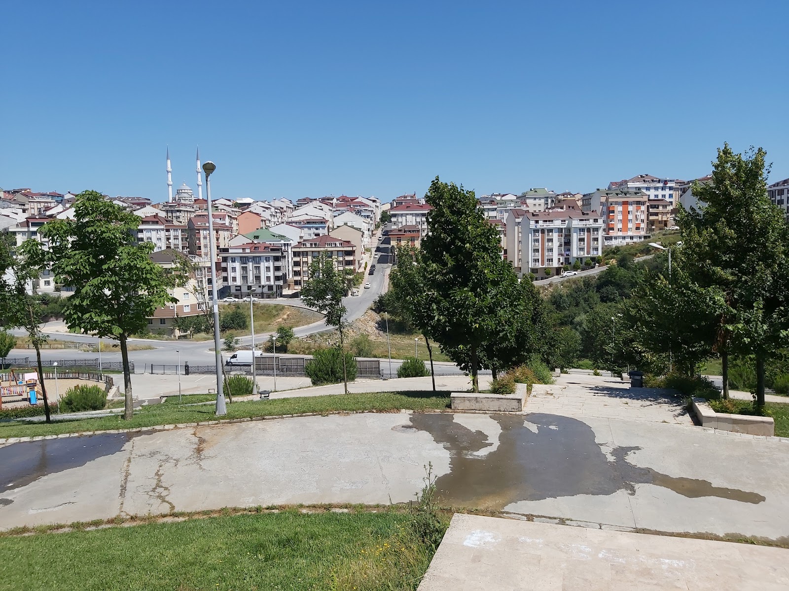 Arnavutköy Şehir Parkı