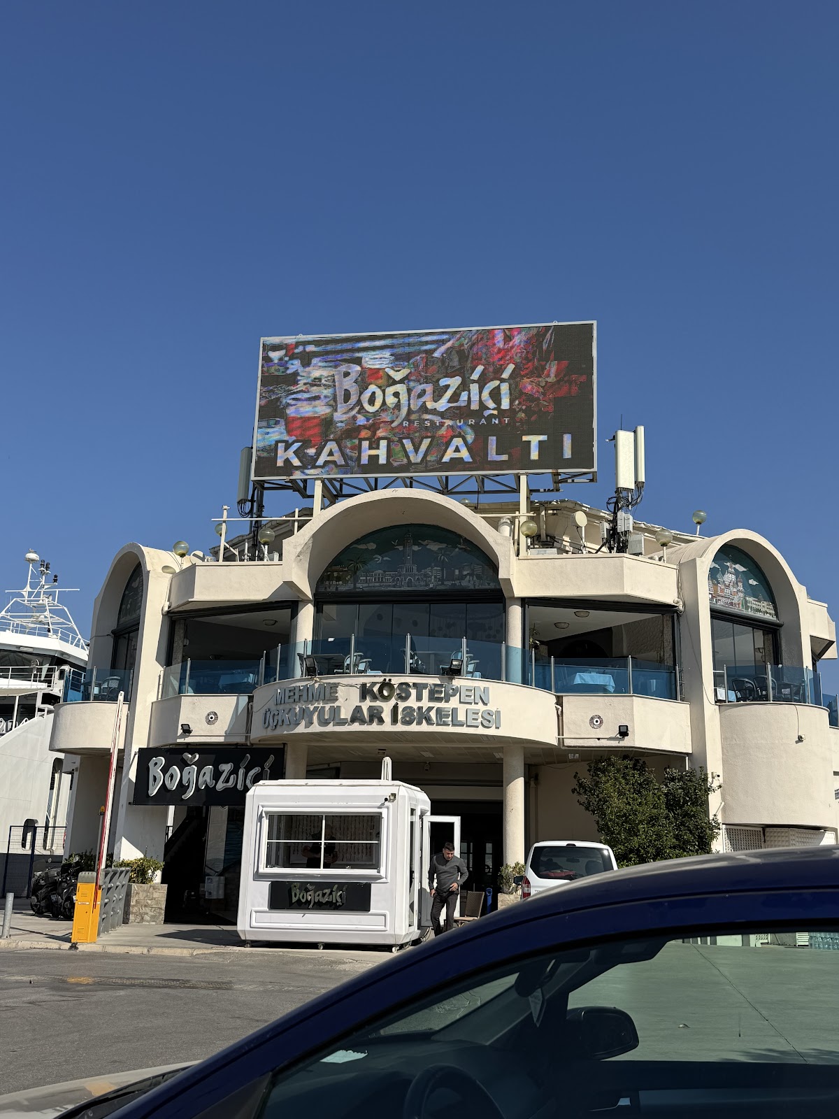 Boğaziçi Restaurant Üçkuyular