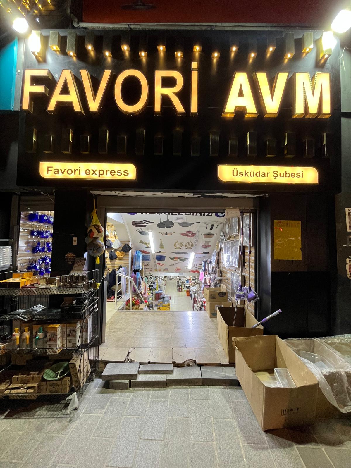 FAVORİ AVM ÜSKÜDAR