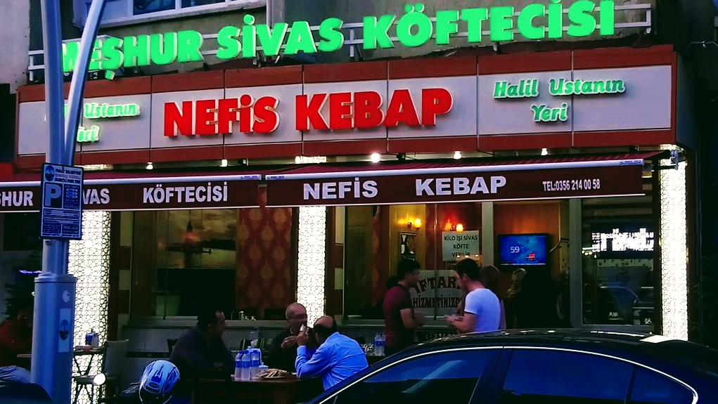 Meşhur Sivas Köftecisi Nefis Kebap