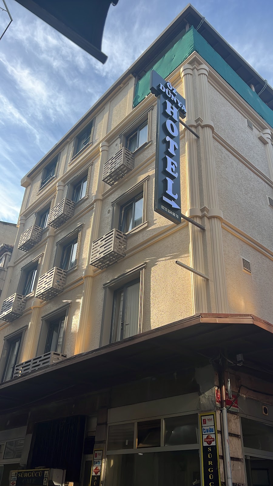 Öz Dünya Hotel