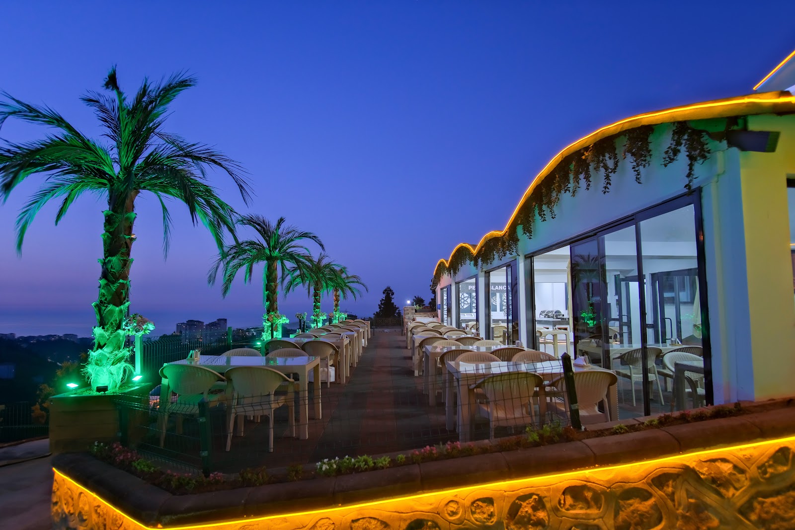 Perla Blanca Hotel
