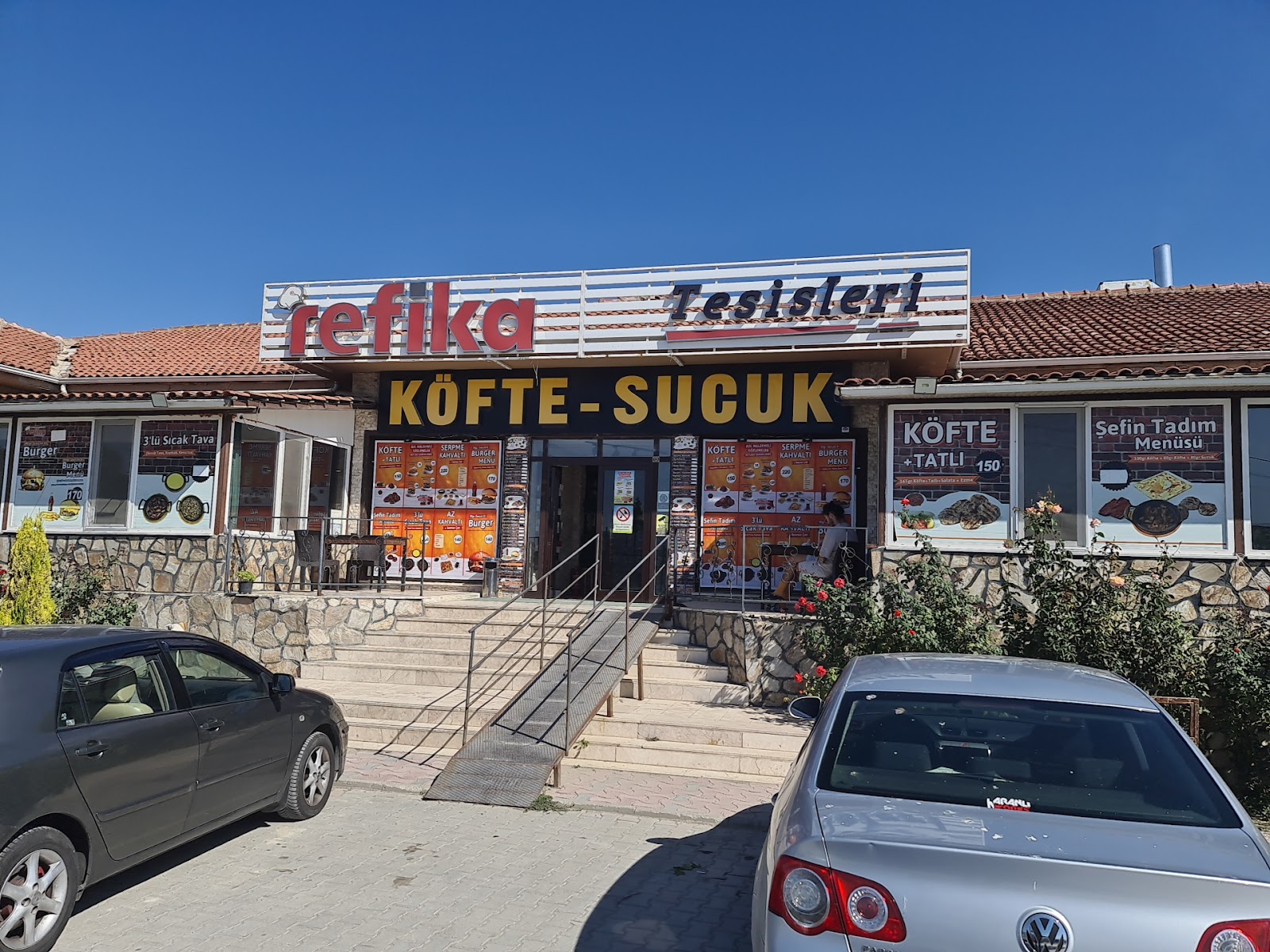Refika Tesisleri (Ballı Kaymaklı Gözleme)