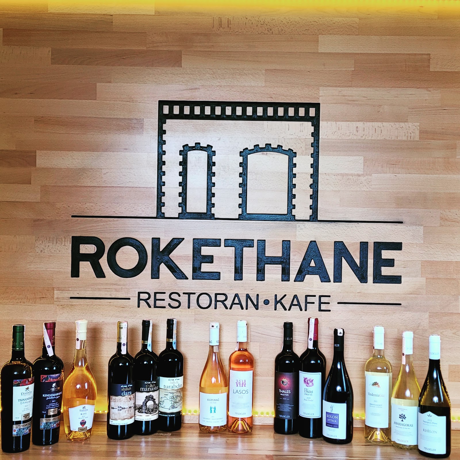 Rokethane Restoran Kafe