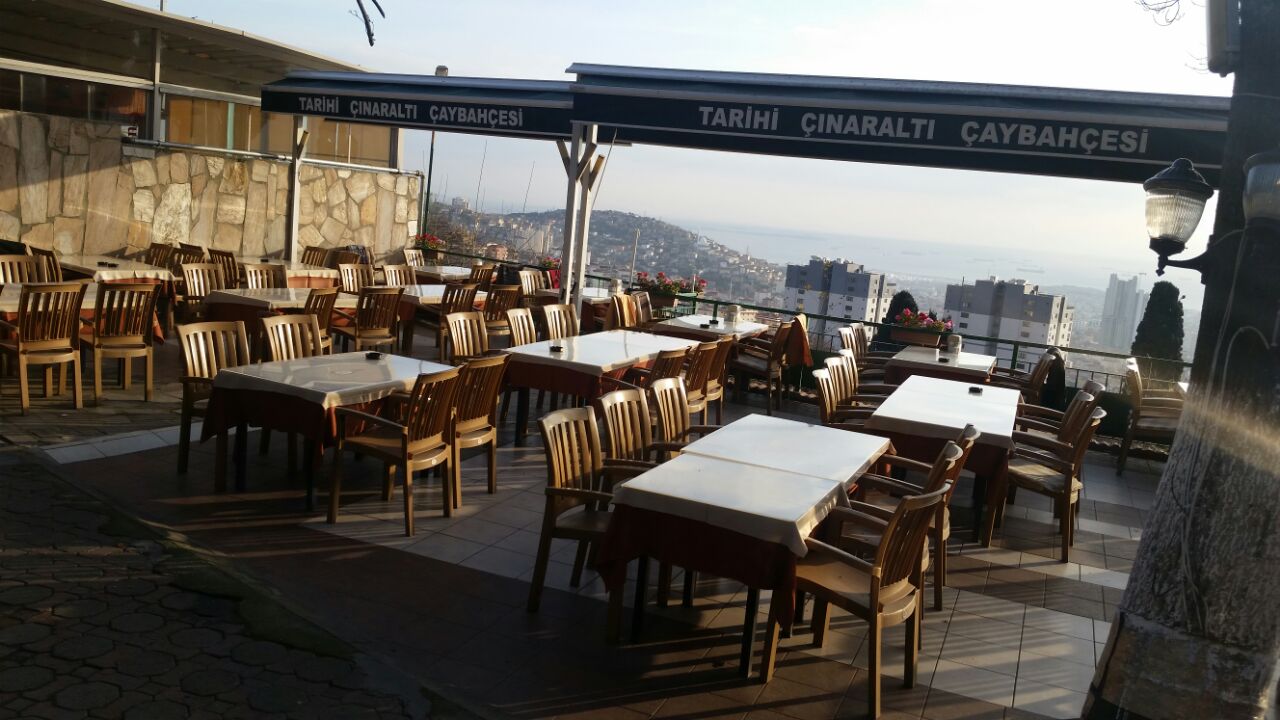 Tarihi Çınaraltı Restaurant