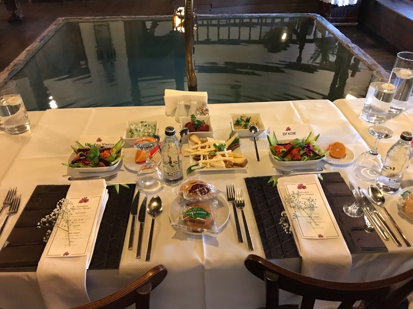 Tarihi Havuzlu Köşk Restaurant Alkolsüz