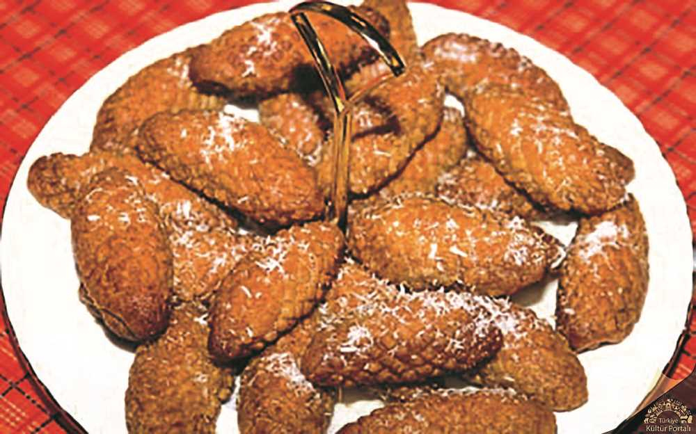 Amasya kalbur tatlısı