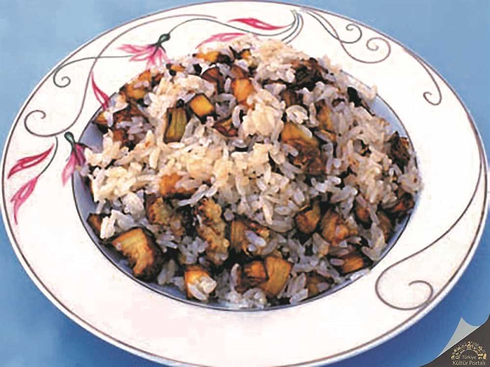 Amasya Patlıcanlı Pilav